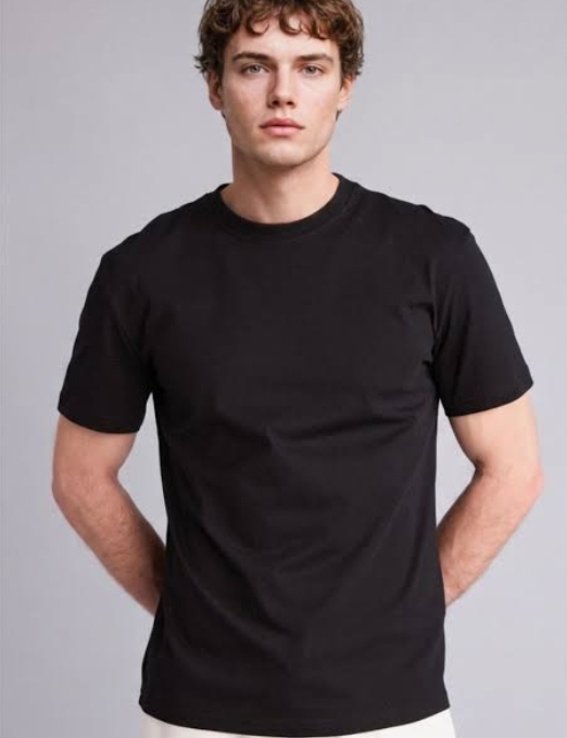 Black T-shirt